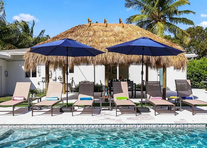 Hideaway Palms