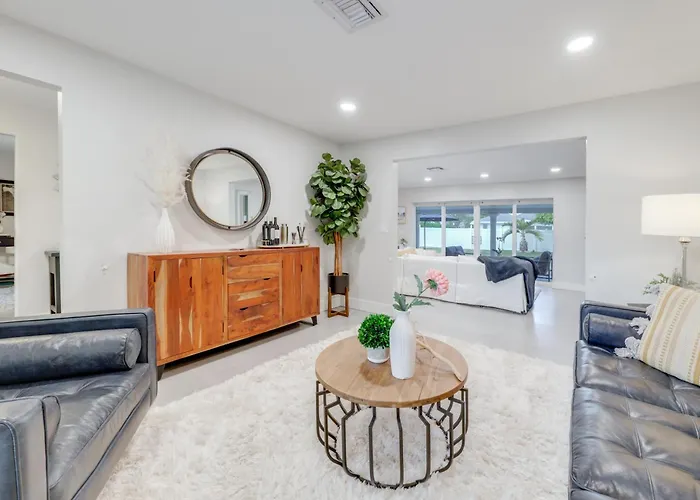 Luxe Outdoor Space! Elevated Delray Beach Living
