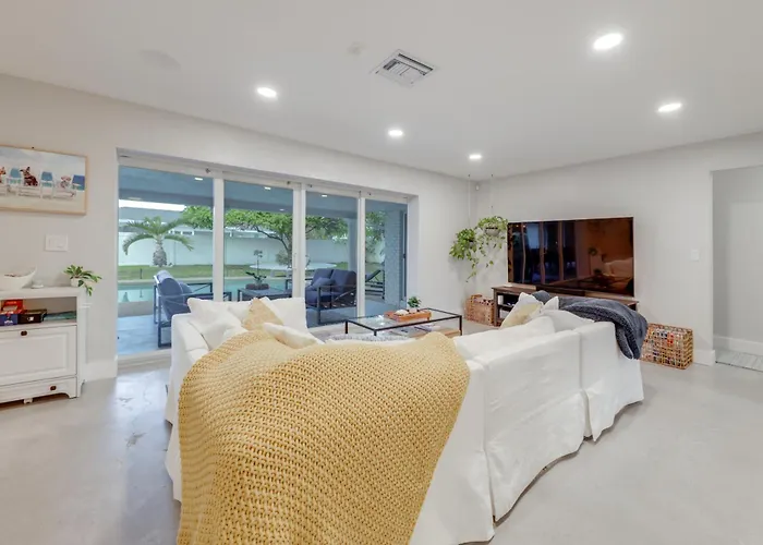 Luxe Outdoor Space! Elevated Delray Beach Living